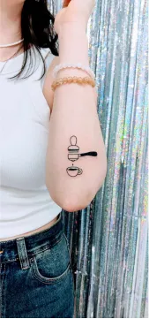 Tampala - Tatouage Handpoke