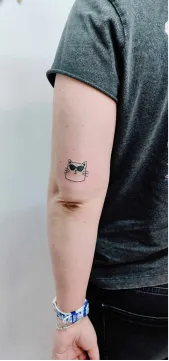 Tampala - Tatouage Handpoke