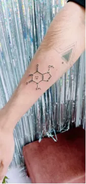 Tampala - Tatouage Handpoke